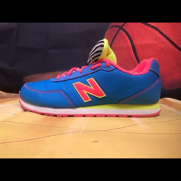 Colorful New Balance Size 6.5 - Picture 4 of 7